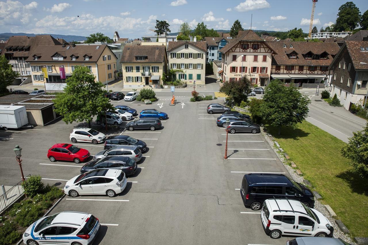 Ochsen Lodge By Ochsen Lenzburg Bagian luar foto